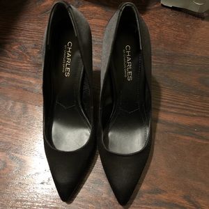 Charles by Charles David black pumps, size 8. Minimal use (1-2 times)